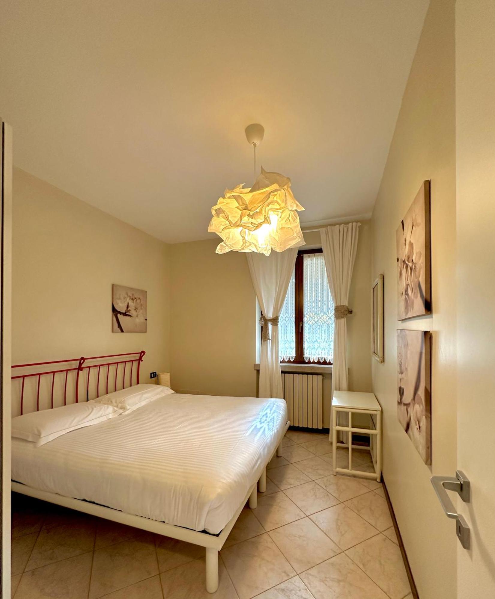 Lauri & Faggi Lejlighedshotel Desenzano del Garda Eksteriør billede