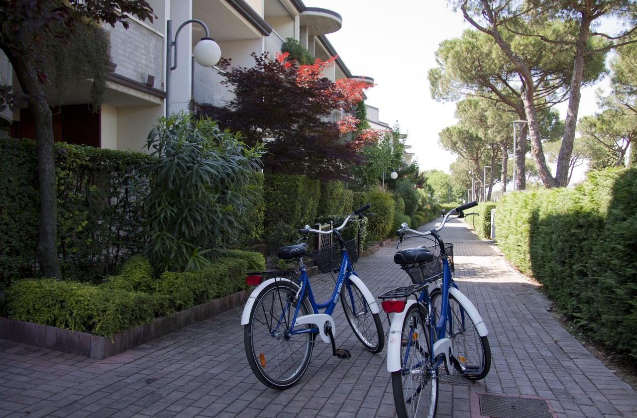 Lauri & Faggi Lejlighedshotel Desenzano del Garda Eksteriør billede