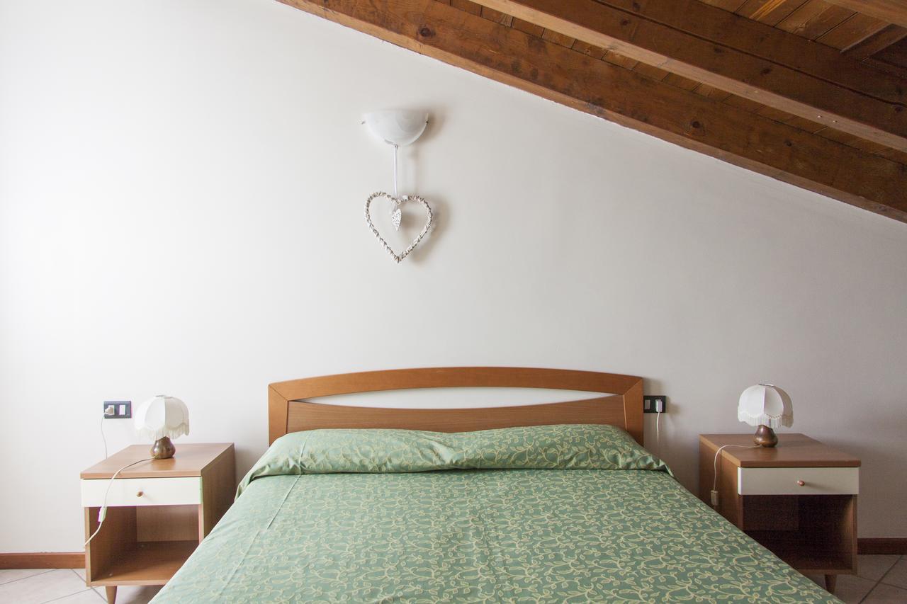 Lauri & Faggi Lejlighedshotel Desenzano del Garda Eksteriør billede