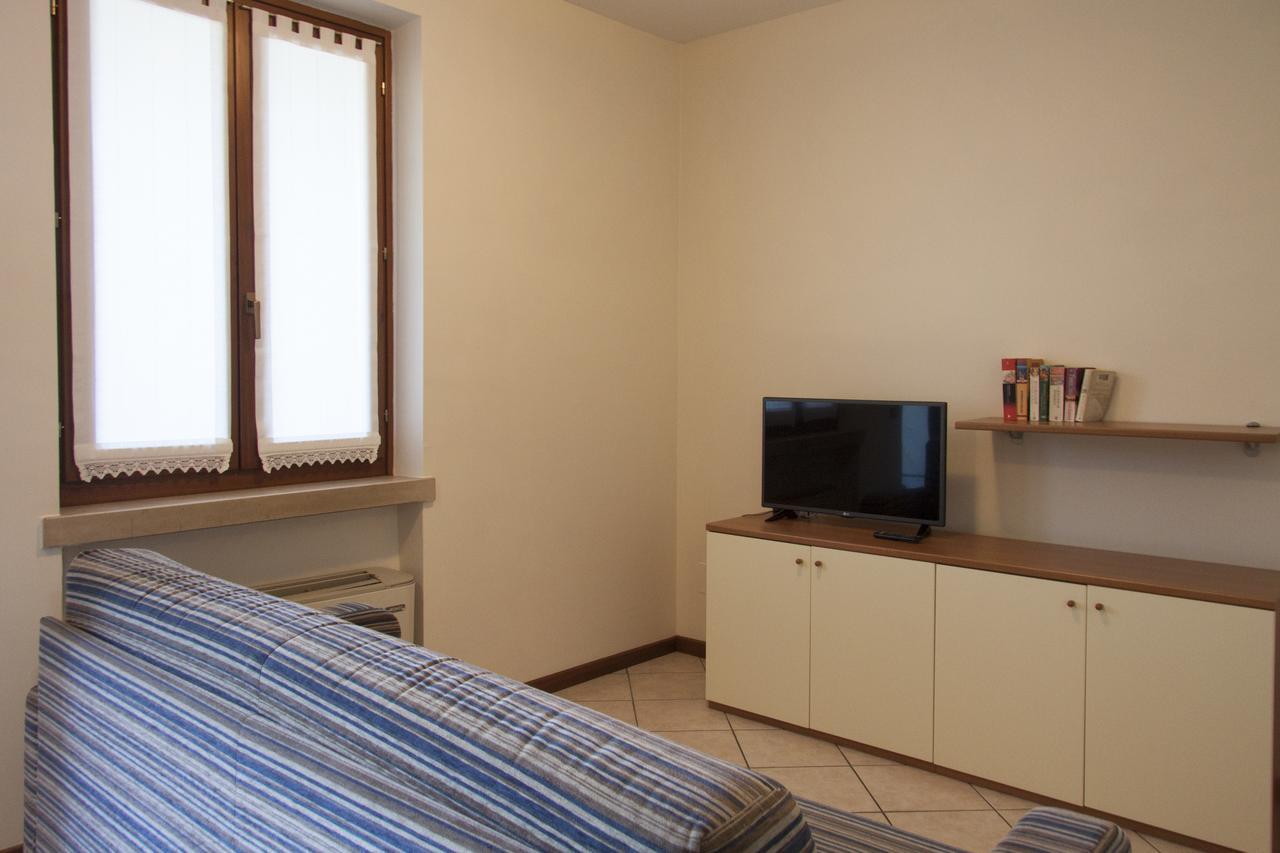 Lauri & Faggi Lejlighedshotel Desenzano del Garda Eksteriør billede